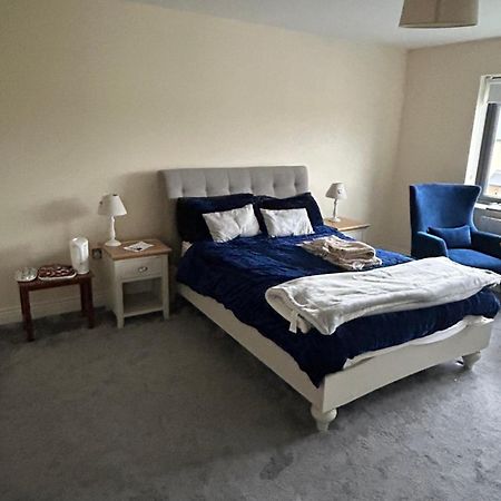1 Luxurious Room In Family Home Кілларні Екстер'єр фото